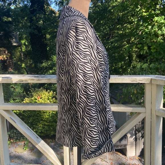 Diva by Dana Bachman Wool Blend Blazer Ivory Black Zebra Print Size 6 - Picture 7 of 15